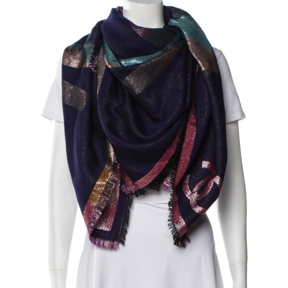CHANEL CC Logo LARGE Cashmere Silk Metallic Shawl - Picture 3 of 14